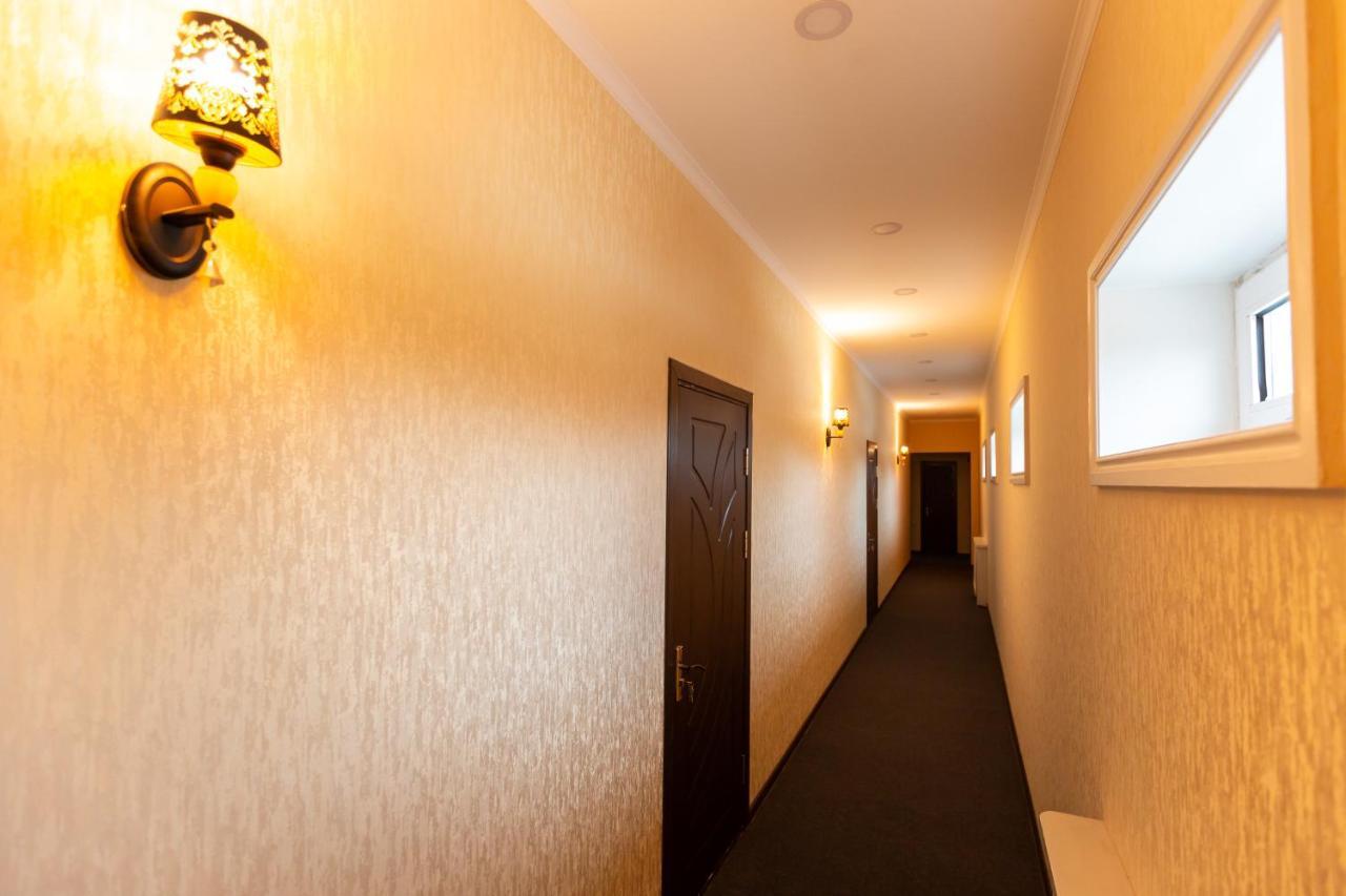 Light Hotel Tașkent Exterior foto