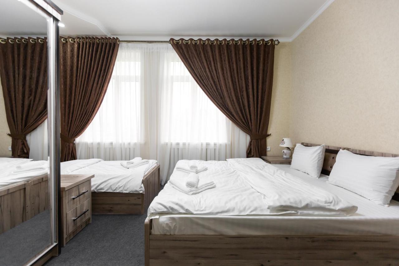 Light Hotel Tașkent Exterior foto