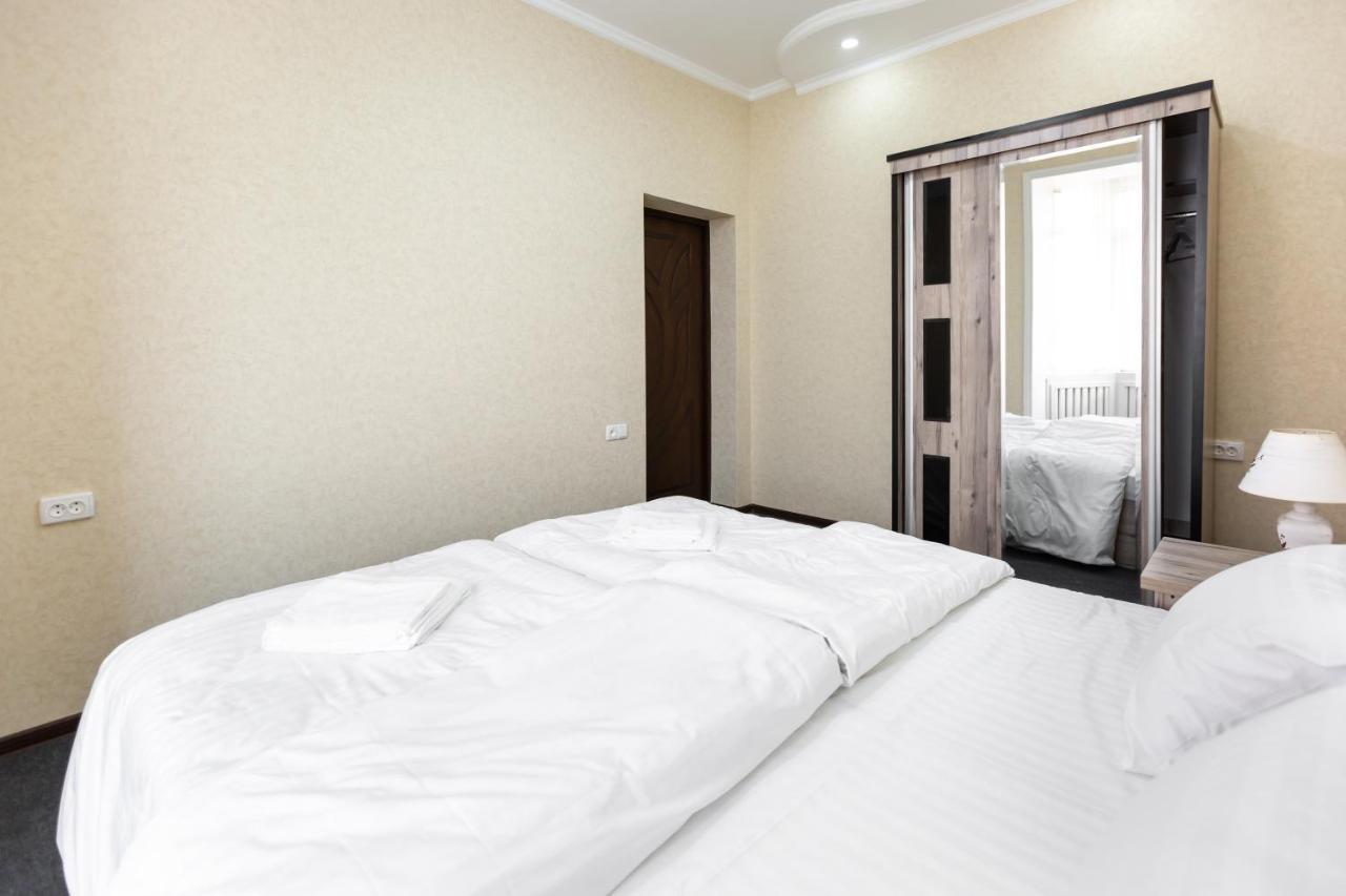 Light Hotel Tașkent Exterior foto